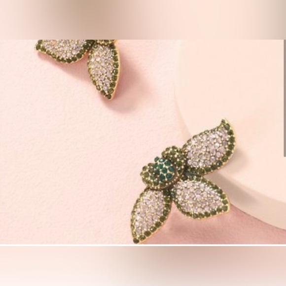 stella & dot ~ pavé blush & green petal stud earrings ~ retired - Picture 2 of 7